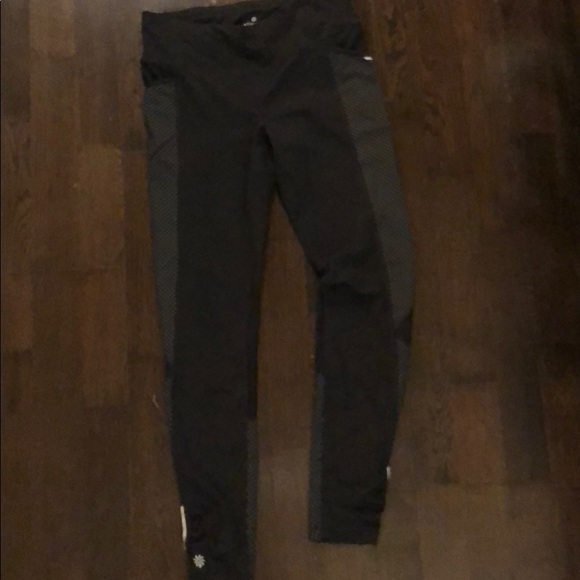 Athleta black and polka dot leggings - Picture 1 of 4